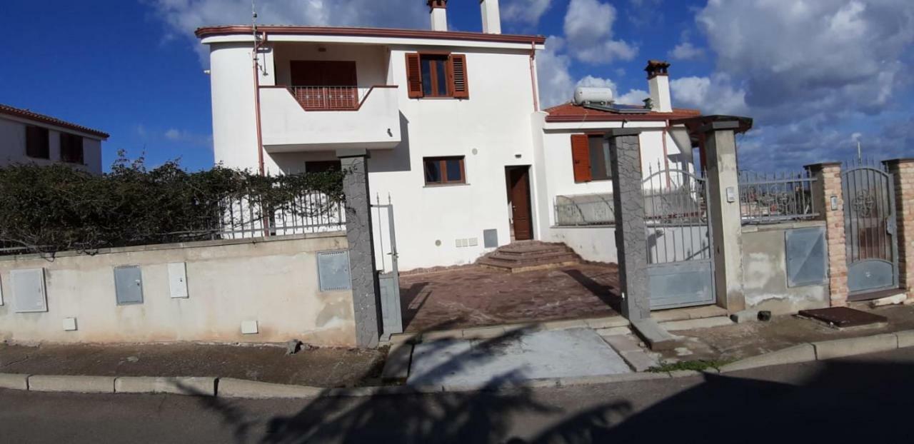 Villa Rosa SantʼAntìoco Exterior foto